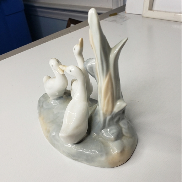 Llardo Naomi 3 Geese Reeds Retired Daisa Hand Painted Spain Porcelain Figurine - Picture 10 of 12